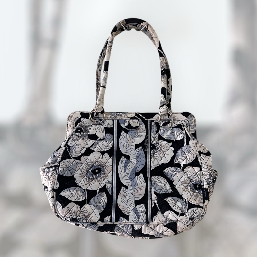 Vera Bradley Handbag Magnetic Closure